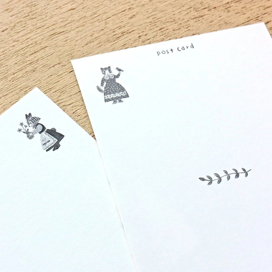 Juego de postales de los pequeños amigos peludos de Aiko Fukawa