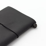 TRAVELER'S Notebook Black (Passport Size)