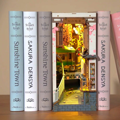 Sakura Densya Book Nook Kit DIY Miniature House