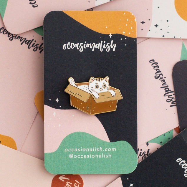 Pin de esmalte con forma de gato