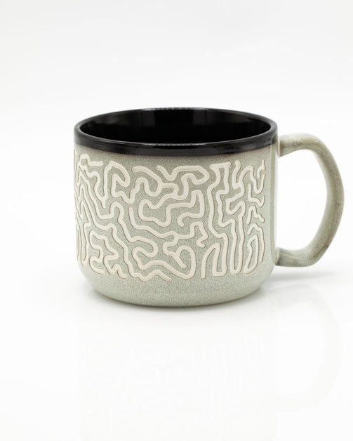 Taza de cerámica de 15 oz tallada a mano con coral cerebro