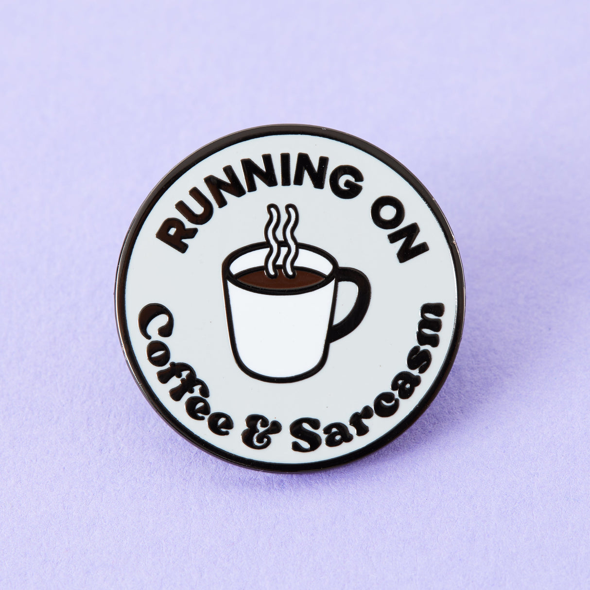 Pin de esmalte de café y sarcasmo 