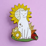 Pin de esmalte con forma de gato y girasol 