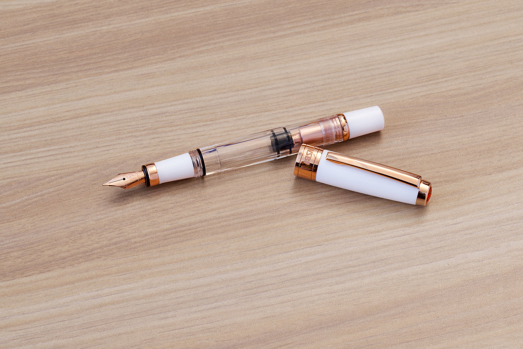 TWSBI Diamond 580 White RoseGold II Fountain Pen