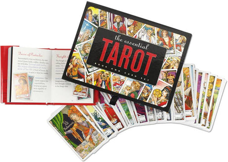 El libro y el juego de cartas del tarot esencial 