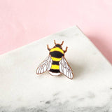 Pin de esmalte de abeja 