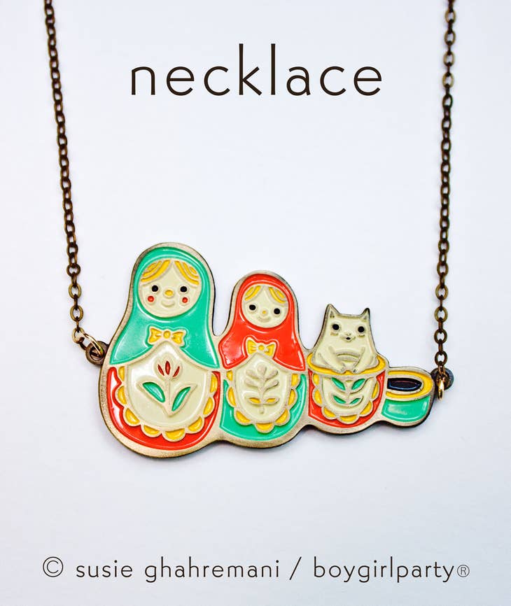 Collar de muñeca rusa Matryoshka