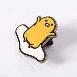 Pin de esmalte con el bostezo de Gudetama